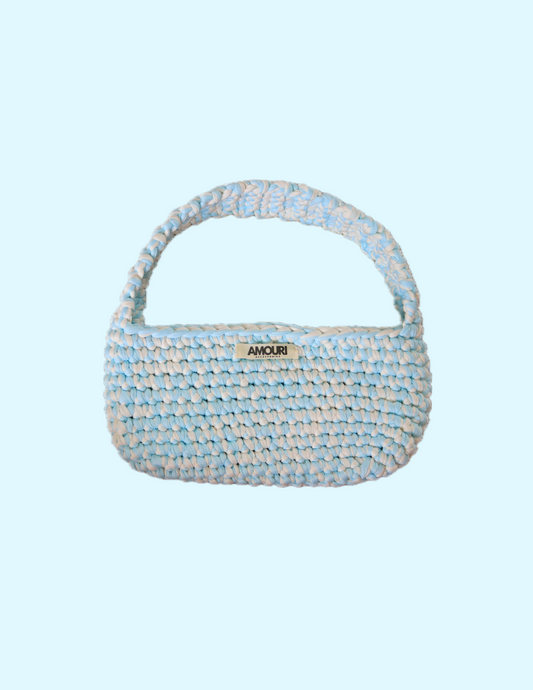 Shoulder bag in Berry Blue
