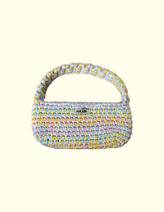 Shoulder bag in Sorbet